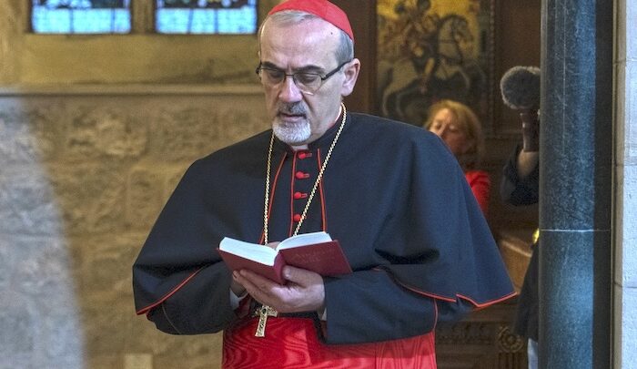 Cardinale Pizzaballa durante la visita a Gaza