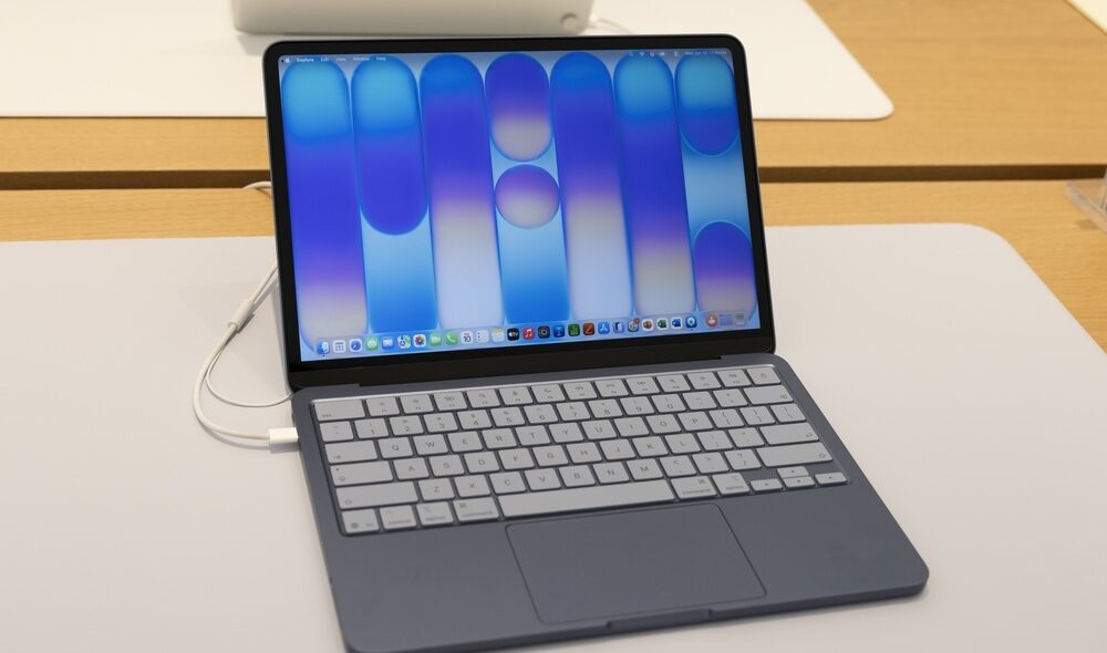 Aumento prezzi Apple MacBook iPad