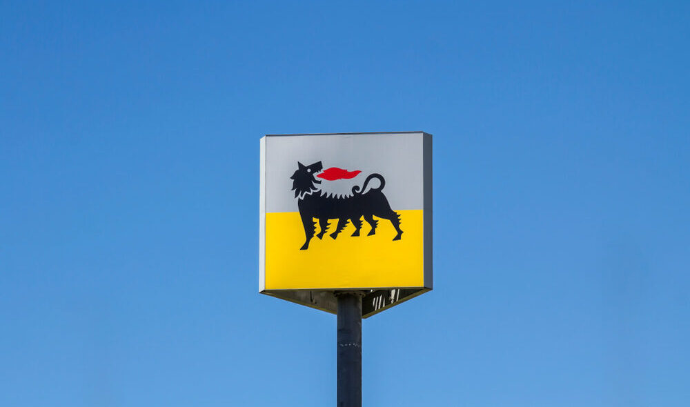 Logo Eni con grafico di crescita