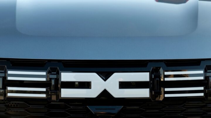 Dacia Striker in esposizione