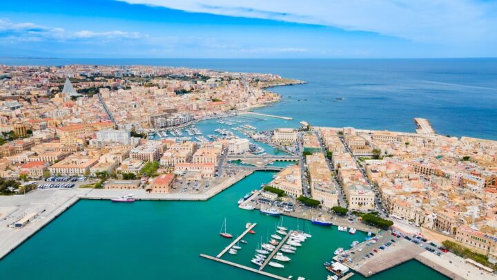Sentinella Blu, barca confiscata alla criminalità, in navigazione