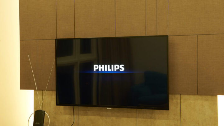 Philips Hue Play Gradient Strip Light Pro